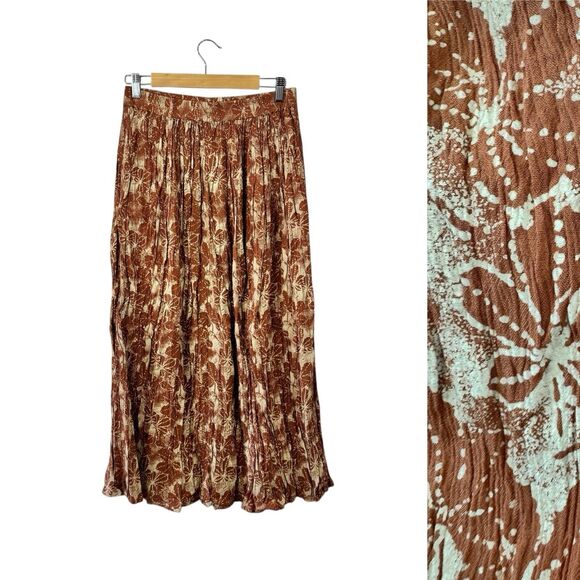 Cabela's Medium Crinkle Skirt Midi Maxi A-Line Elastic Waist Ethnic Boho Womens